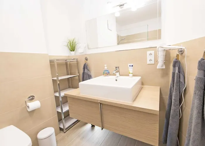 Louisa In - Wg 39 Mit Balkon, Strandnah * Зеллин